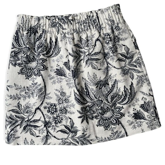 J. Crew Dresses & Skirts - NWT J. Crew Printed Dobby Classic Floral B&W Mini Skirt Women’s S